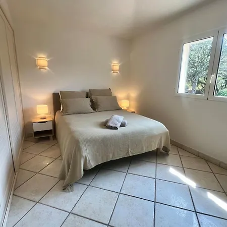 Villa 4-bedroom With Pool And Sea View Porto-Vecchio (Corsica)